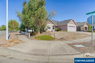 1451 Ryan Dr, Silverton, OR 97381 - Photo 2