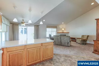 1451 Ryan Dr, Silverton, OR 97381 - Photo 16