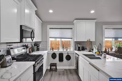 1651 13th Av, Sweet Home, OR 97386 - Photo 8