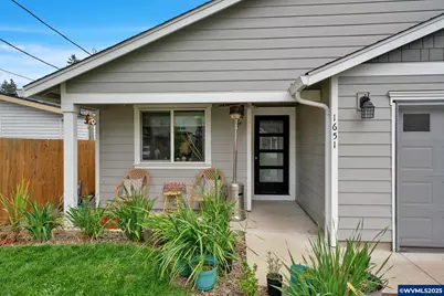 1651 13th Av, Sweet Home, OR 97386 - Photo 4