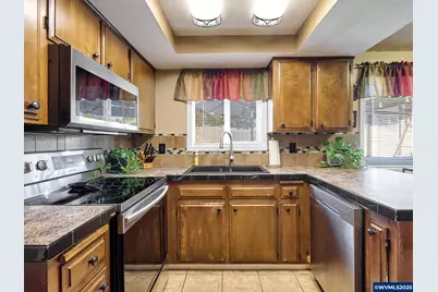 3071 Greenbrook Ct NE, Salem, OR 97305 - Photo 8