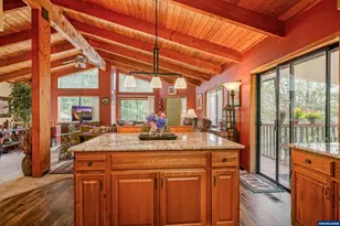 11046 Win Stanley Dr SE, Lyons, OR 97358 - Photo 12