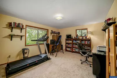 11046 Winstanley Dr SE, Lyons, OR 97358 - Photo 22