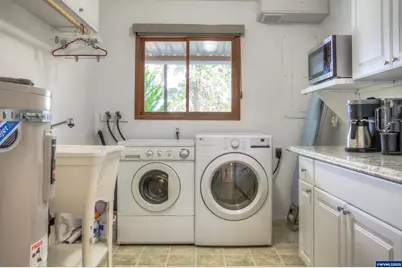 96100 Territorial Hwy, Monroe, OR 97456 - Photo 22