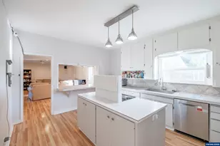 151 Cleveland St, Lebanon, OR 97355 - Photo 10