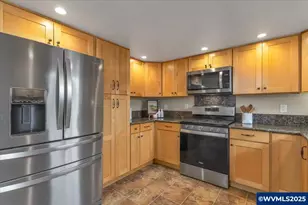 1393 SW Alexander Dr, Dallas, OR 97338 - Photo 16