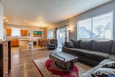 317 W Jadon Dr, Lebanon, OR 97355 - Photo 14