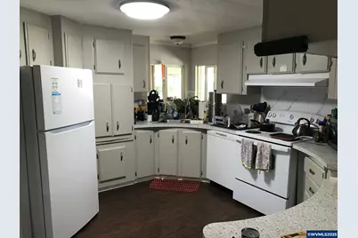 5422 Portland #123 Rd NE, Salem, OR 97305 - Photo 8