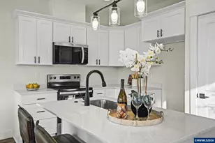 2574 Promise Way, Lebanon, OR 97355 - Photo 12