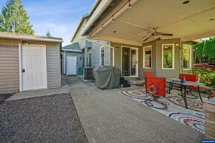 2221 NW Elm St, McMinnville, OR 97128 - Photo 34