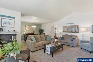 355 Jacobson S Ct, Monmouth, OR 97361 - Photo 6