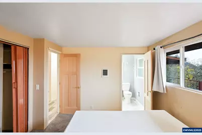 33781 Mount Tom Dr, Harrisburg, OR 97446 - Photo 32