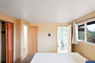 33781 Mt Tom Dr, Harrisburg, OR 97446 - Photo 32