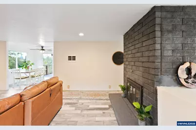 33781 Mount Tom Dr, Harrisburg, OR 97446 - Photo 20