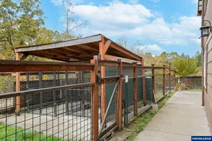 33781 Mt Tom Dr, Harrisburg, OR 97446 - Photo 34