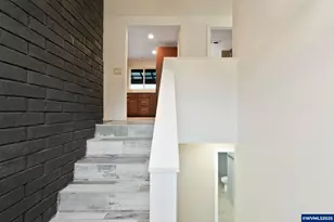 33781 Mt Tom Dr, Harrisburg, OR 97446 - Photo 16