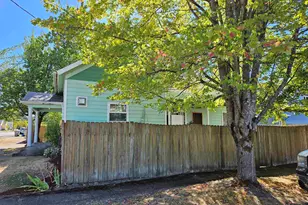 1040 6th Av SE, Albany, OR 97321 - Photo 36