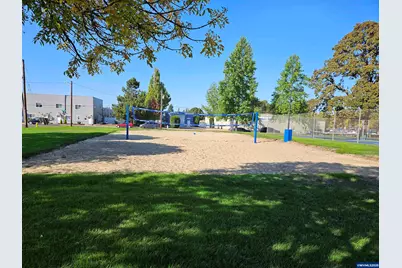 1040 6th Av SE, Albany, OR 97321 - Photo 48