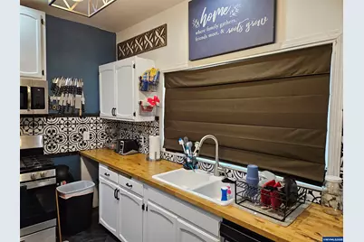 1040 6th Av SE, Albany, OR 97321 - Photo 14