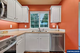 282 Crystal Springs Ln N, Keizer, OR 97303 - Photo 14