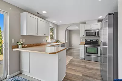 1348 S 7th St St, Independence, OR 97351 - Photo 12