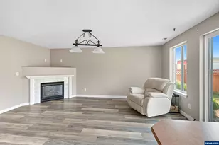 1348 S 7th St St, Independence, OR 97351 - Photo 16