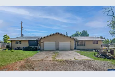 975 W E (-985) St, Lebanon, OR 97355 - Photo 1