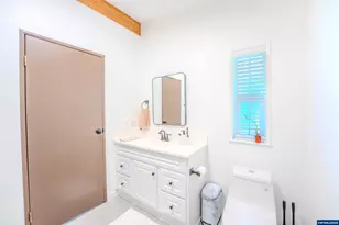 16688 Hwy 99E Hwy NE, Woodburn, OR 97071 - Photo 20