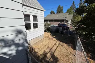 1145 Hood St NE, Salem, OR 97301 - Photo 8