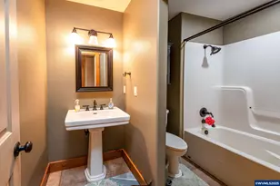 3215 54th Ave NE, Albany, OR 97321 - Photo 36