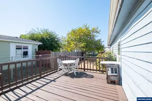 1933 SE Gregory Dr, Dallas, OR 97338 - Photo 14