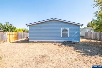 1933 SE Gregory Dr, Dallas, OR 97338 - Photo 8