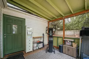 1075 Vista Ave SE, Salem, OR 97302 - Photo 30