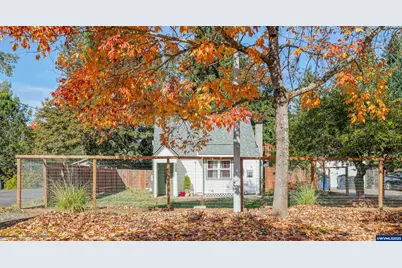 1075 Vista Av SE, Salem, OR 97302 - Photo 2