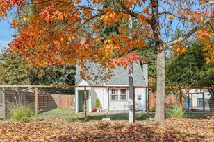 1075 Vista Ave SE, Salem, OR 97302 - Photo 2