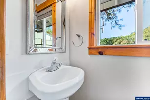 10883 Southview Lp SE, Jefferson, OR 97352 - Photo 18