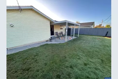 1753 Jansen Wy, Woodburn, OR 97071 - Photo 14