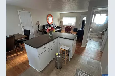 1753 Jansen Wy, Woodburn, OR 97071 - Photo 4