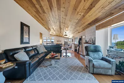 424 SW Cliff St, Depoe Bay, OR 97341 - Photo 18