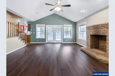 390 Holder Ln SE, Salem, OR 97306 - Photo 18