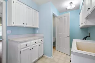 390 Holder Ln SE, Salem, OR 97306 - Photo 20