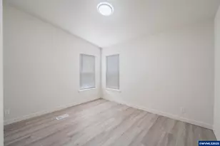 597 Barley St, Woodburn, OR 97071 - Photo 10