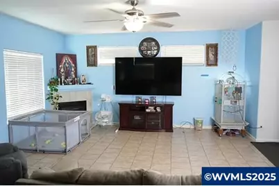 1361 Marigold Dr, Independence, OR 97351 - Photo 2