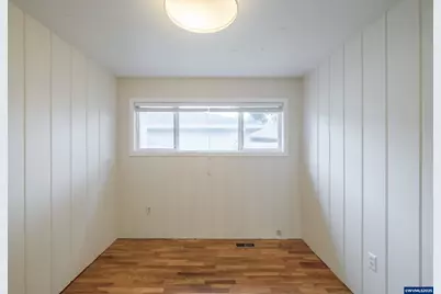 372 Jennings St, Lebanon, OR 97355 - Photo 10