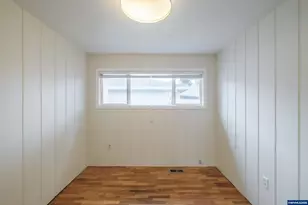 372 Jennings St, Lebanon, OR 97355 - Photo 10