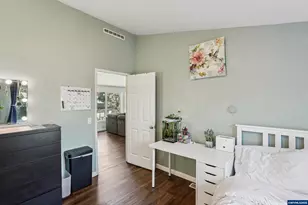 914 James St, Independence, OR 97351 - Photo 28