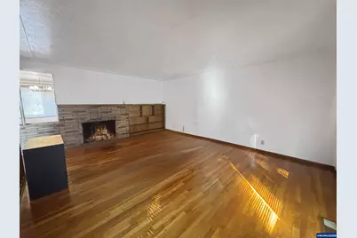 675 Johnson St NE, Salem, OR 97305 - Photo 2