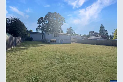 675 Johnson St NE, Salem, OR 97305 - Photo 26