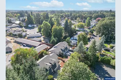 1004 Lakewood Dr SW, Albany, OR 97321 - Photo 4