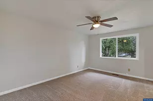 1345 Rees Hill Rd SE, Salem, OR 97306 - Photo 18